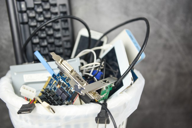 ødelagt forbrukerelektronikk.foto